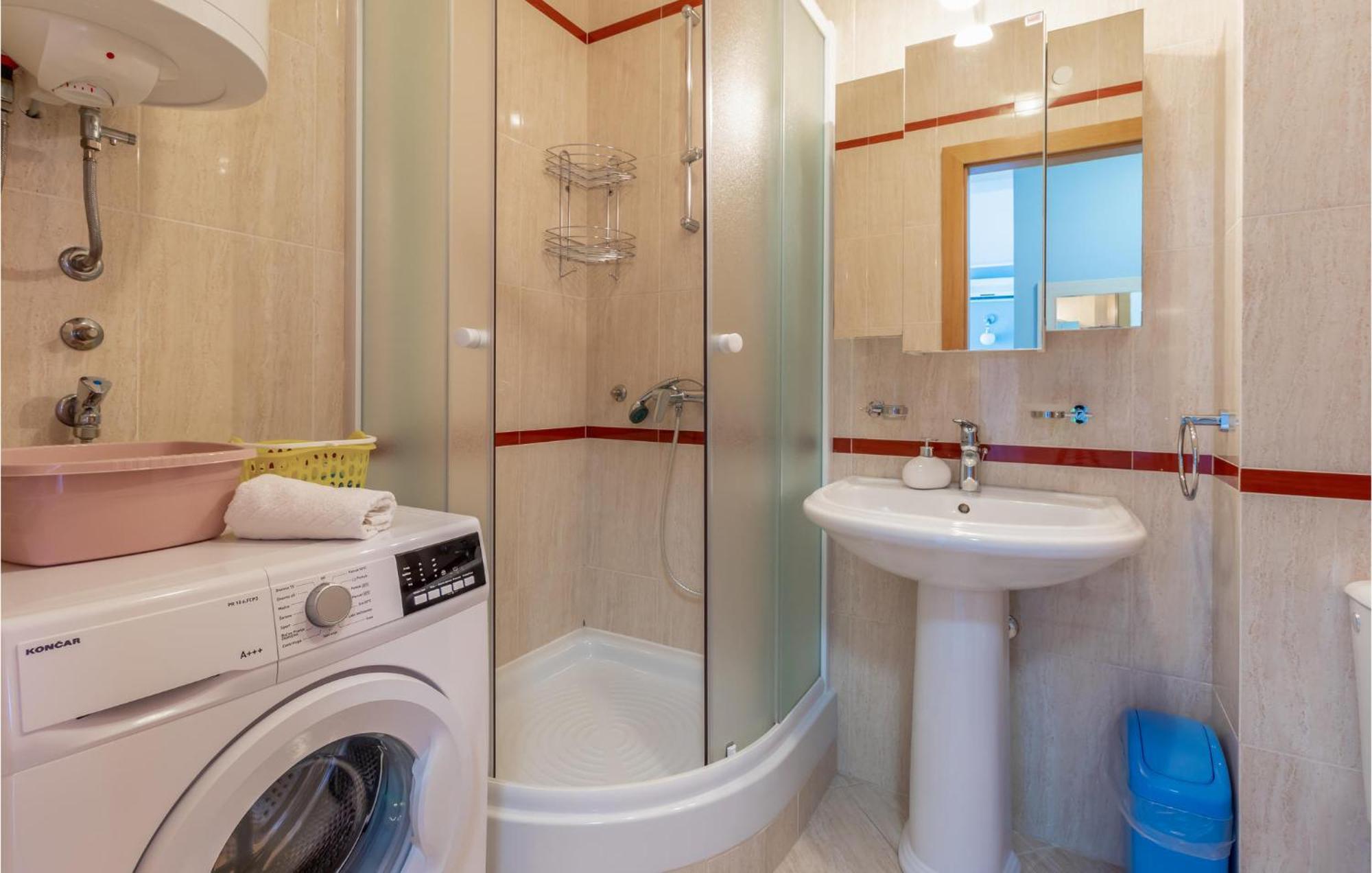 Lovely Apartment In Selce With House Sea View Eksteriør billede